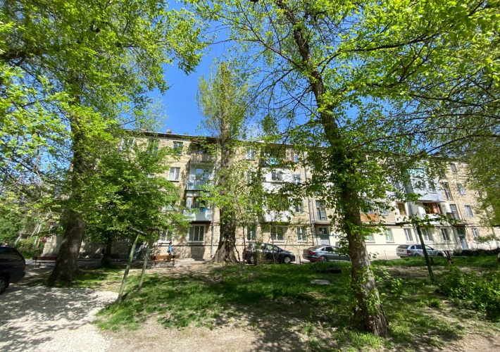Spre vânzare se oferă apartament cu 2 camere din calcar, sect. Râșcani, str. Dumitru Riscanu.2