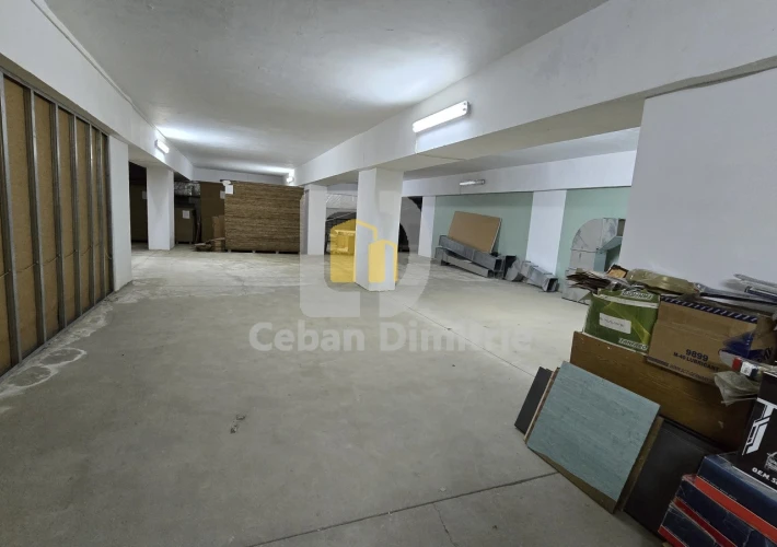 Spatiu comercial de inchiriat in centrul Chișinăului - 3.6 €/m²2