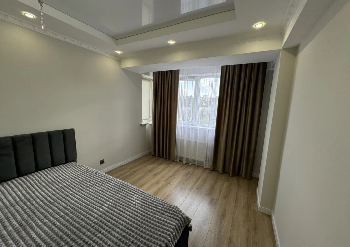 Apartment cu 2 camere și living Centru Gheorghe Caşu8