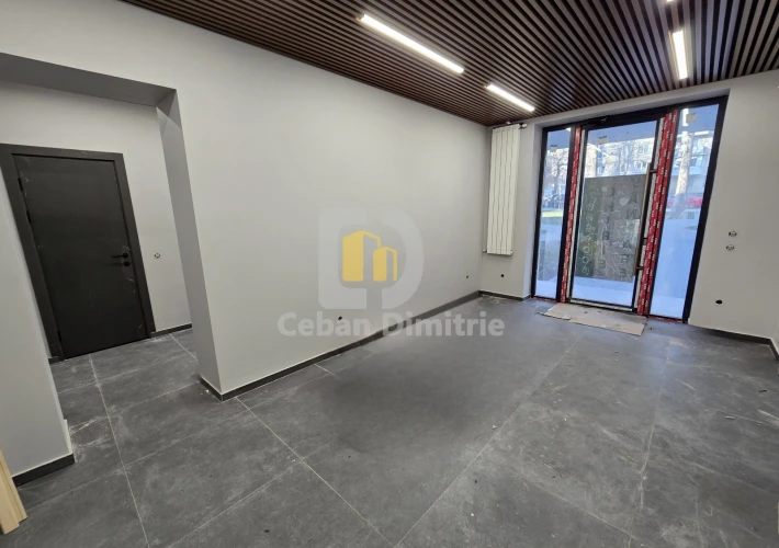 Spațiu comercial, prima linie, 38 m²4