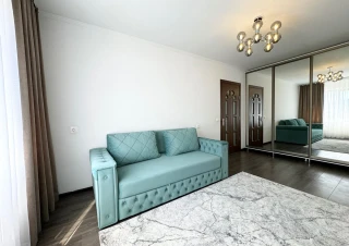 Prima Linie! Sec. Riscani, bd. Moscova. Apartament cu 2 camere. Euroreparatie. Mobilat!!!11