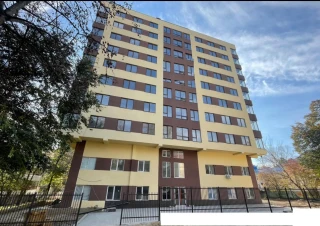 Bloc Nou! Parc Boris Glavan! Sec. Riscani, str. Branistii. 1 camera + living. Euroreparatie!!!2