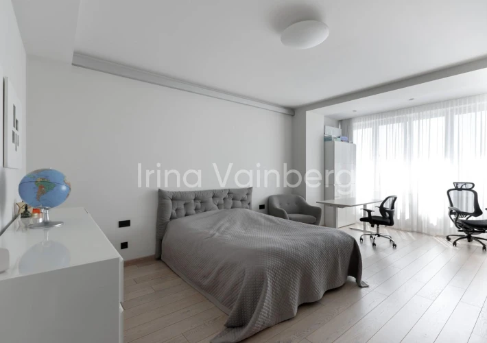 Apartament spațios și modern în sectorul Rîșcani.12