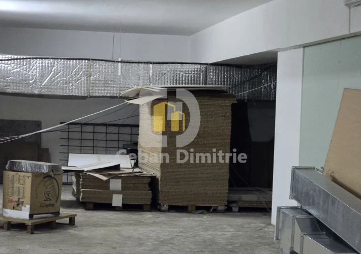 Spatiu comercial de inchiriat in centrul Chișinăului - 3.6 €/m²4