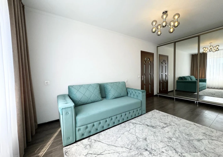 Prima Linie! Sec. Riscani, bd. Moscova. Apartament cu 2 camere. Euroreparatie. Mobilat!!!11