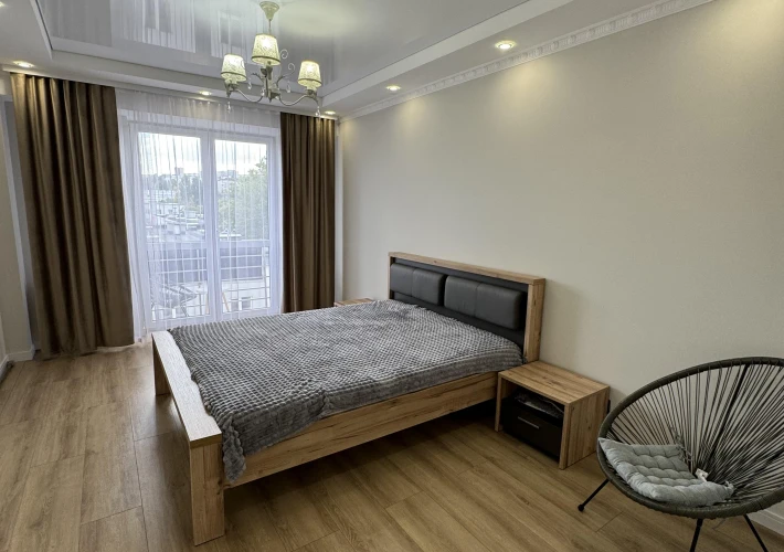 Apartment cu 2 camere și living Centru Gheorghe Caşu7