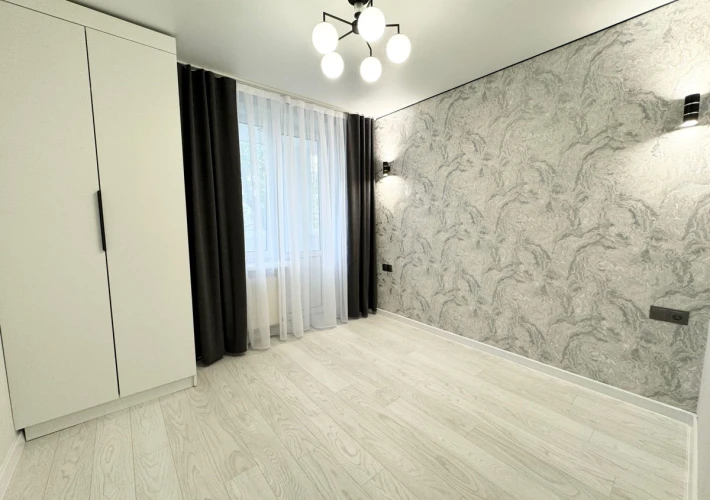 Sec. Riscani! Apartament cu 2 camere + living! Euroreparate, 48mp, str. Miron Costin ! Design Individual!!! Parc Avgan!!!5