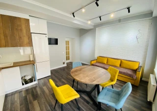 Se oferă apartament premium class cu 3 dormitoare și living pe str. Tudor Vladimirescu.2