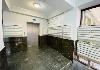 Se oferă apartament premium class cu 3 dormitoare și living pe str. Tudor Vladimirescu.14