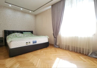 3-х комнатная квартира, 71 м², Рышкановка6