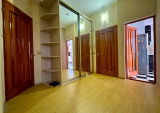 Apartament sectorul Riscani 82m²2