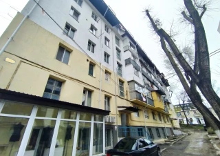 Parc! Sec. Riscani, str. Andrei Doga. 1 camera + living. Reparat si Mobilat!!!